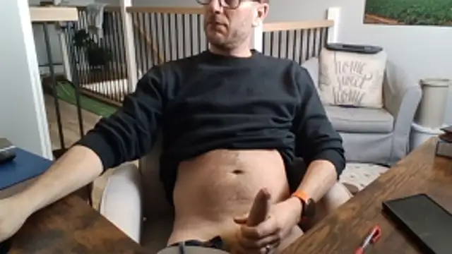 Snapshot of Bigdicktrav902 chatting on February 19, 2026, 4:58 pm Bigdicktrav902 online show from February 19, 2026, 4:58 pm