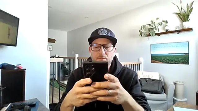 Snapshot of Bigdicktrav902 chatting on February 20, 2026, 5:35 pm Bigdicktrav902 online show from February 20, 2026, 5:35 pm