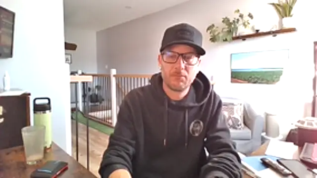 Snapshot of Bigdicktrav902 chatting on March 10, 2026, 1:05 pm Bigdicktrav902 online show from March 10, 2026, 1:05 pm