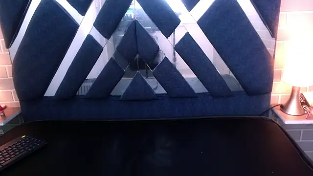 Snapshot of AndreaGil_ chatting on February 18, 2025, 8:14 pm AndreaGil online show from February 18, 2025, 8:14 pm