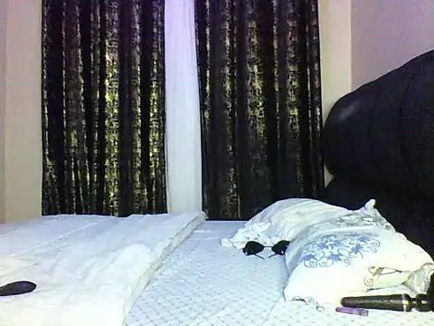 Snapshot of Candii_wet_ chatting on October 15, 2025, 6:41 pm Candii wet online show from October 15, 2025, 6:41 pm