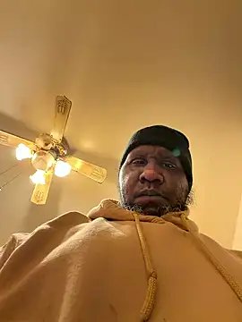 Snapshot of Cameltoekilla chatting on January 7, 2026, 4:15 am Cameltoekilla online show from January 7, 2026, 4:15 am