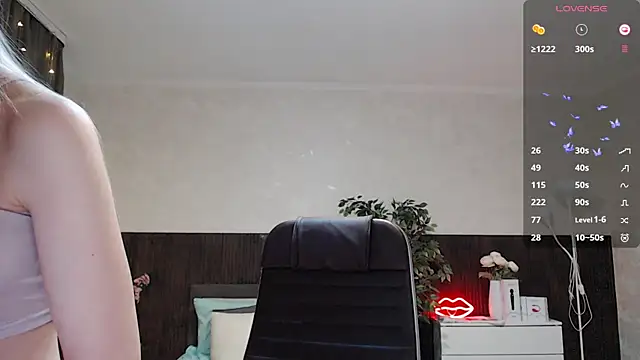 Snapshot of Cutie_Annie chatting on December 24, 2024, 1:49 am Cutie Annie online show from December 24, 2024, 1:49 am