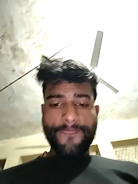 PRIYANHUxh online show from January 17, 2026, 2:27 am