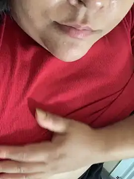 NayraLima0309 online show from April 25, 2026, 4:37 am