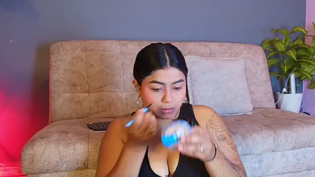 jade brunnette online show from May 25, 2026, 8:26 pm