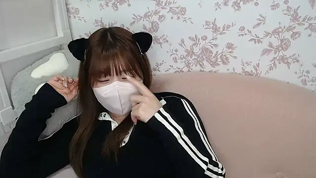 mei hosina online show from February 22, 2026, 3:54 pm