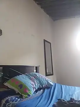 Snapshot of AlexaWarner chatting on November 4, 2025, 4:06 pm AlexaWarner online show from November 4, 2025, 4:06 pm