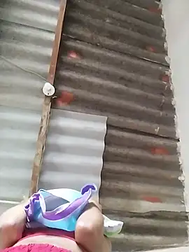 AlexaWarner online show from November 6, 2025, 4:08 pm