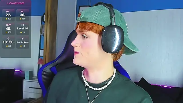 VladHellsing4 online show from September 21, 2025, 3:24 pm