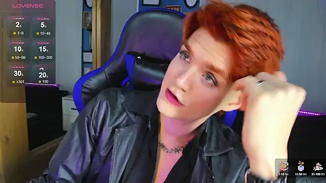 VladHellsing4 online show from October 2, 2025, 2:02 pm