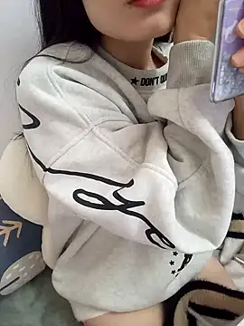 Lovely kute online show from January 19, 2025, 2:49 pm