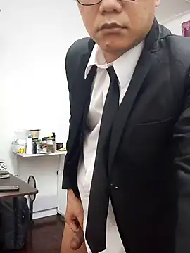 123qqcute online show from March 5, 2026, 7:37 am