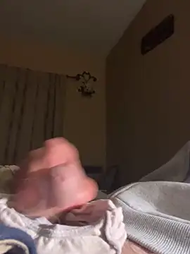 Snapshot of bobby123D chatting on February 12, 2025, 12:37 am bobby123D online show from February 12, 2025, 12:37 am