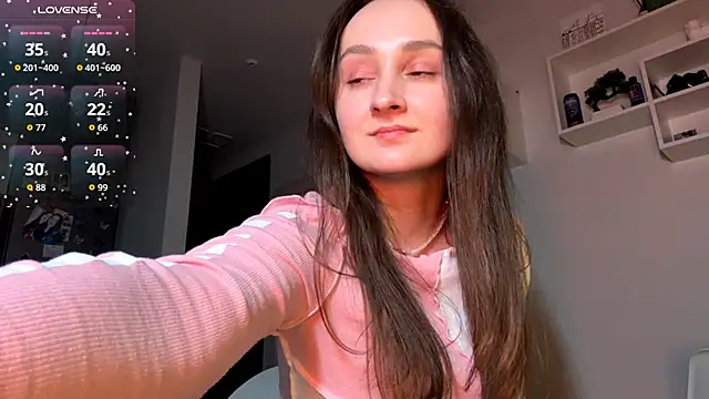 Eva Eva  online show from March 5, 2026, 11:34 pm