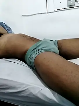 yungbigd online show from November 16, 2025, 6:41 am