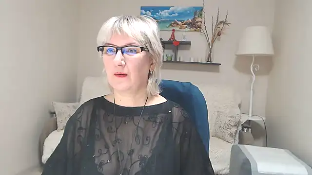 FleurMays online show from February 10, 2025, 8:20 am