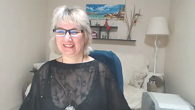 FleurMays online show from February 11, 2025, 7:12 am