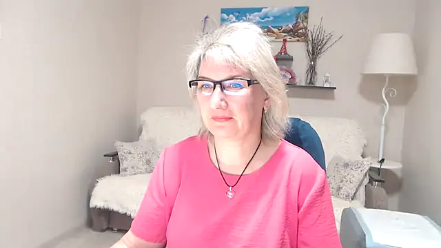 FleurMays online show from May 12, 2026, 3:25 am