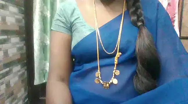 Snapshot of Hot_akshara chatting on December 7, 2024, 4:03 pm Hot akshara online show from December 7, 2024, 4:03 pm