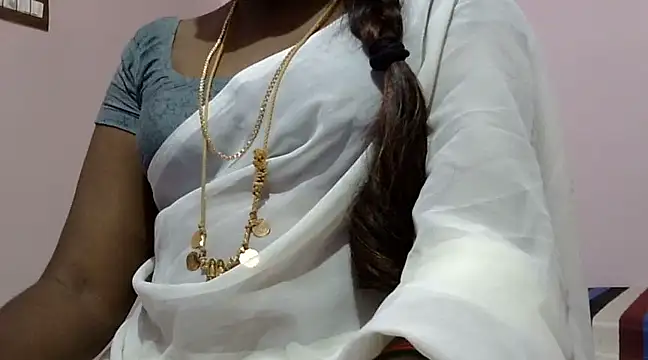 Snapshot of Hot_akshara chatting on March 5, 2025, 1:28 pm Hot akshara online show from March 5, 2025, 1:28 pm