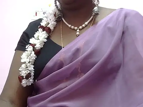 Hot akshara online show from January 5, 2026, 5:27 pm