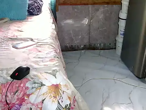 Snapshot of Zuzu_angel chatting on July 21, 2026, 8:49 am Zuzu angel online show from July 21, 2026, 8:49 am