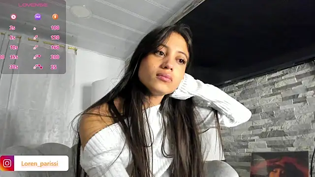 Snapshot of Loren_parissi chatting on March 18, 2025, 3:09 am Loren parissi online show from March 18, 2025, 3:09 am