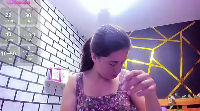 kathina giraldo online show from December 4, 2024, 12:36 pm