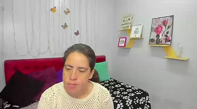 kathina giraldo online show from February 13, 2025, 12:32 pm