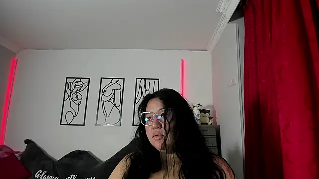 RubyPirsso18 online show from January 14, 2026, 7:30 pm