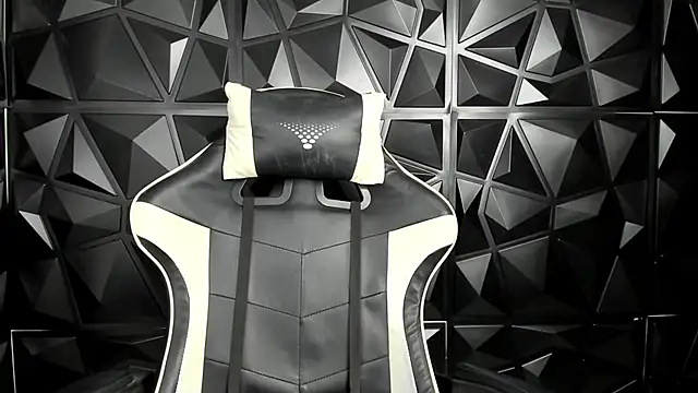 HelueHorny13 online show from March 2, 2025, 1:47 am