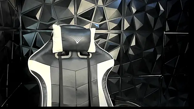 HelueHorny13 online show from October 1, 2025, 5:35 am