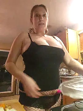 lilyhornyhousewife online show from February 21, 2025, 7:45 am