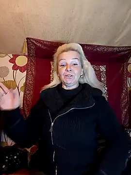 CassandraSandra44 online show from February 13, 2026, 7:48 am