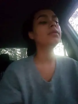 cinnaminnie online show from March 16, 2025, 11:57 pm