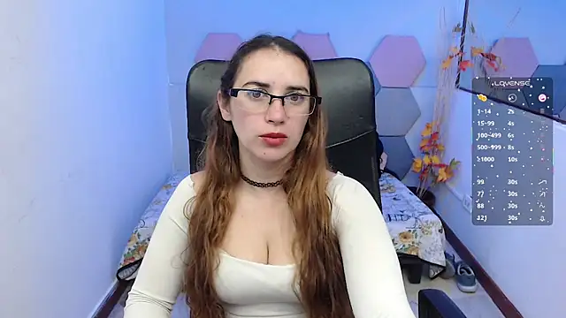 Snapshot of CharloteTaylor_ chatting on October 3, 2025, 4:31 am CharloteTaylor online show from October 3, 2025, 4:31 am