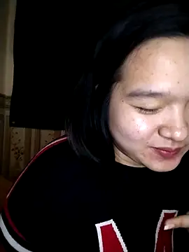 Thomgdee online show from March 8, 2025, 3:13 pm