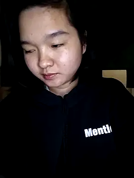 Thomgdee online show from March 9, 2025, 9:35 am