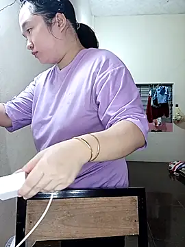 Thomgdee online show from October 25, 2025, 1:46 am