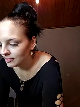 Jujuicy 97 online show from January 10, 2025, 8:18 am