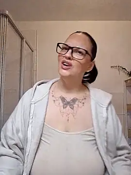 Jujuicy 97 online show from March 27, 2026, 8:26 am