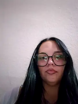 Snapshot of Jujuicy_97 chatting on July 10, 2026, 8:33 pm Jujuicy 97 online show from July 10, 2026, 8:33 pm