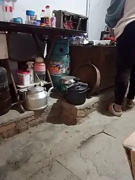 JasminePham online show from December 23, 2024, 4:22 am