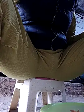 JasminePham online show from March 19, 2025, 6:57 am