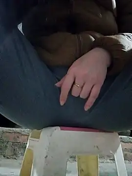 JasminePham online show from March 22, 2025, 12:06 am