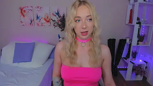 MissLisaX online show from June 28, 2026, 4:18 am