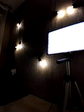 Cute Hot Alice online show from January 15, 2025, 9:20 pm