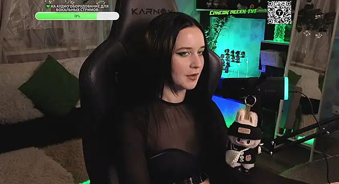 KiraLiLime online show from October 23, 2025, 7:34 pm