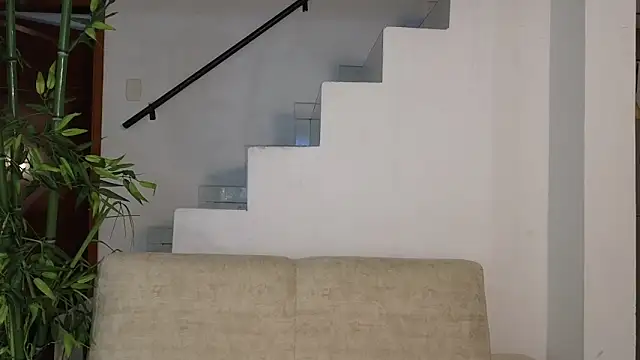 Lorenne Miller online show from October 1, 2025, 3:34 am